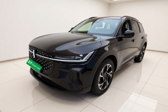 林肯 航海家 2023款 2.0T 四驱尊逸混动版