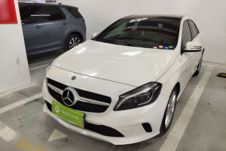 奔驰A级(进口) 2017款 改款 A 200 动感型