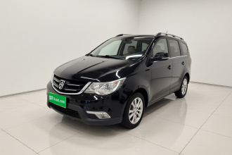 宝骏730 2014款 1.5L 手动舒适型 7座