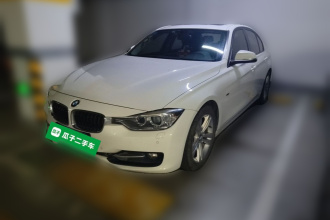 宝马3系 2015款 320i 运动设计套装