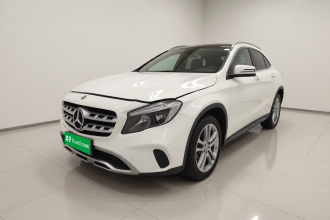 奔驰GLA 2018款 GLA 200 动感型