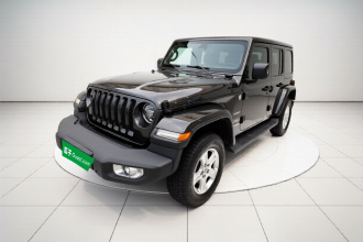 Jeep 牧马人 2019款 2.0T Sahara 四门版 国VI