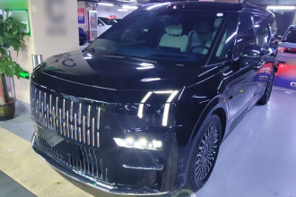 极氪009 2024款 七座过道版 108kWh