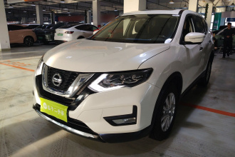 日产 奇骏 2021款 2.0L CVT 2WD XL Premium尊享纪念版