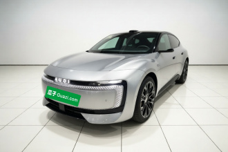 奥迪AUDI 奥迪E5 Sportback 2026款 钦定性能quattro型