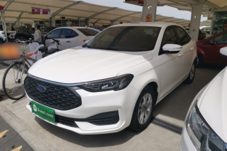 福特 福睿斯 2021款 1.5L 自动黄金版