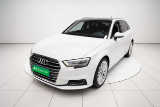 奥迪A3 2018款 30周年年型 Sportback 40 TFSI 风尚型