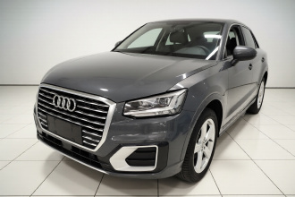 奥迪Q2L 2020款 35 TFSI 时尚致雅型