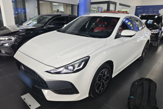 名爵 MG5 2023款 180DVVT CVT豪华版