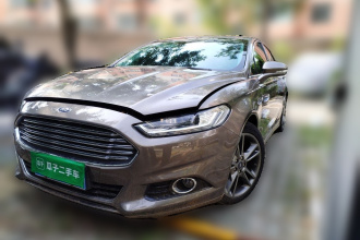 福特 蒙迪欧 2013款 2.0L GTDi240豪华运动型