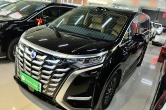 腾势D9 2025款 DM-i 智驾版 1020 四驱尊荣型