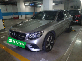 奔驰GLC轿跑 2019款 GLC 200 4MATIC 轿跑SUV