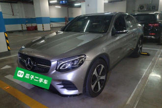 奔驰GLC轿跑 2019款 GLC 200 4MATIC 轿跑SUV