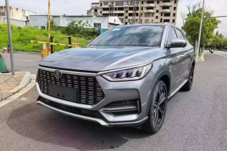 比亚迪 宋PLUS 2020款 1.5T 自动旗舰型