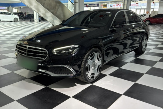 奔驰E级新能源 2022款 改款二 E 350 e L 插电式混合动力轿车