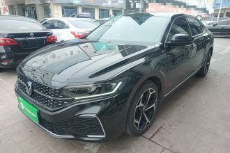 大众 帕萨特 2023款 改款 330TSI 星空精英版