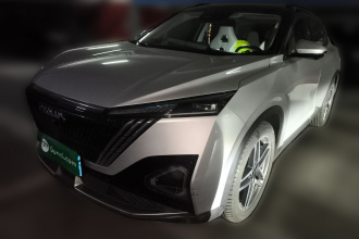 东风风神 皓瀚 2023款 DH-i 1.5T 尊贵版