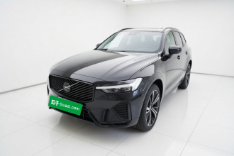 沃尔沃XC60新能源 2025款 插电式混动 长续航四驱智远极夜黑版