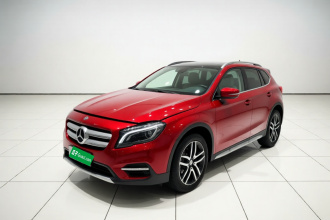 奔驰GLA 2015款 GLA 220 4MATIC 时尚型