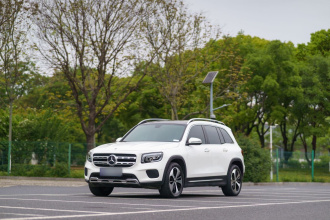 奔驰GLB 2022款 改款 GLB 200 时尚型