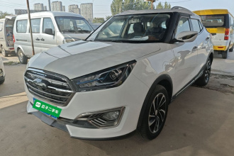 众泰T300 2017款 1.5T CVT尊享型