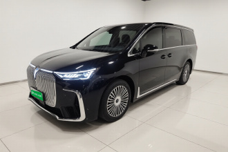 岚图汽车 岚图梦想家 2025款 PHEV 四驱尊贵鲲鹏版