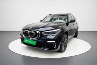 宝马X5 2022款 改款 xDrive 30Li 尊享型M运动套装