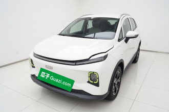 吉利几何E萤火虫 2023款 320KM 乖帅虎 5座