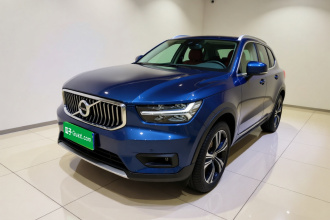 沃尔沃XC40 2021款 T4 四驱智远豪华版