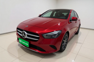 奔驰B级 2021款 B 200 时尚型