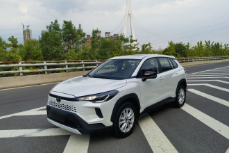 丰田 卡罗拉锐放 2026款 2.0L 精英版