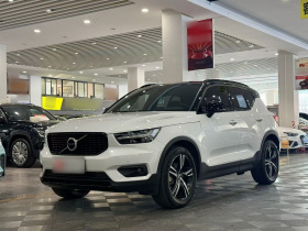 沃尔沃XC40 2021款 T4 四驱智远运动版
