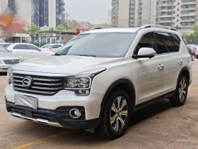 广汽传祺 传祺GS7 2017款 320T 两驱豪华智联型
