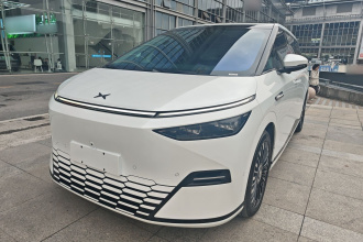 小鹏X9 2025款 650长续航 Max