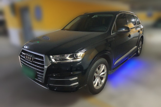 奥迪Q7 2016款 40 TFSI 舒适型