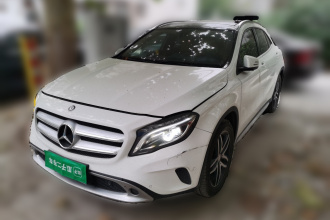 奔驰GLA 2016款 GLA 220 4MATIC 时尚型