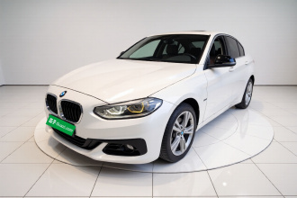 宝马1系 2017款 118i 设计套装型