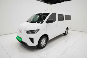五菱汽车 五菱扬光 2026款 440km 客车版舒适型 6座