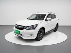 比亚迪 宋 2017款 盖世升级版 1.5TI 手动精英型