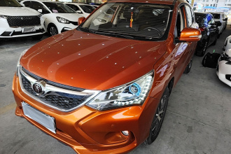 比亚迪 宋 2017款 盖世升级版 1.5TI 手动精英型