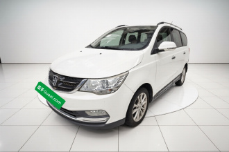 宝骏730 2016款 1.5L 手动舒适型 7座 国V