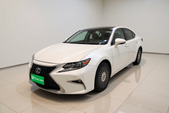 雷克萨斯ES 2017款 300h Mark Levinson舒适版