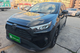 丰田 RAV4荣放 2021款 双擎 2.5L E-CVT四驱精英PLUS版