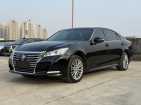 丰田 皇冠 2015款 2.5L 智享版