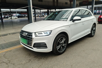 奥迪Q5L 2018款 45 TFSI 尊享时尚型 国V