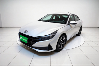 现代 伊兰特 2021款 1.5L CVT LUX尊贵版