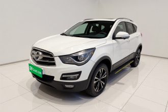 海马S5 2015款 1.6L 手动智能豪华型