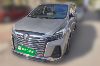 别克GL8 2022款 陆上公务舱 652T 尊贵型