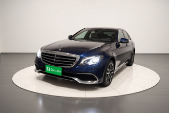 奔驰E级 2019款 E 260 L