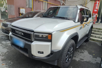 丰田 普拉多 2024款 2.4T 悍野WX版 6座